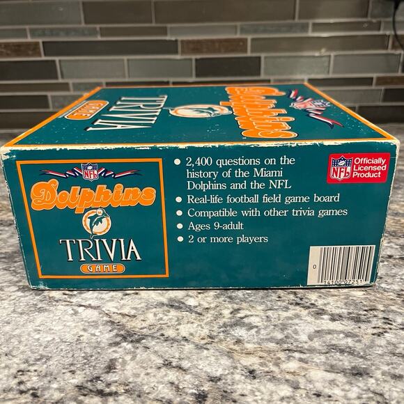 Vintage NFL Officially Licensed Miami Dolphins Trivia Game Complete - Picture 3 of 6
